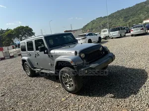 Jeep Wrangler Unlimited Sahara 2010 Red
