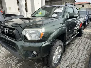 Toyota Tacoma Double Cab V6 Automatic 2012 Green