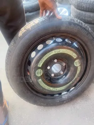 Glk350 2013 Spare Tyre
