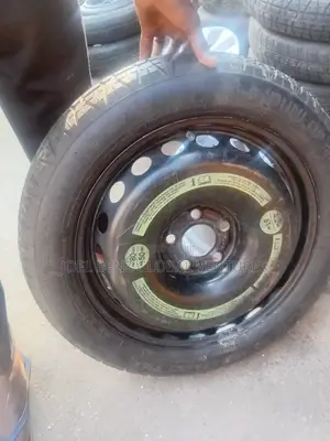 Glk350 2013 Spare Tyre