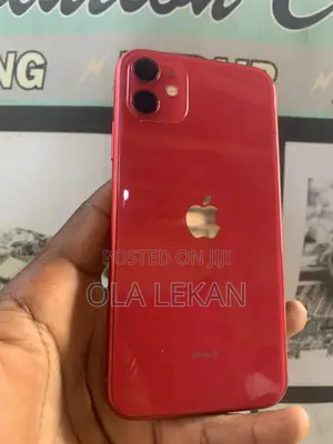 Apple iPhone 11 64 GB Red