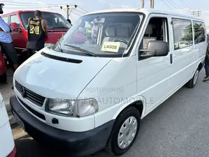 Volkswagen Transporter 2006 White