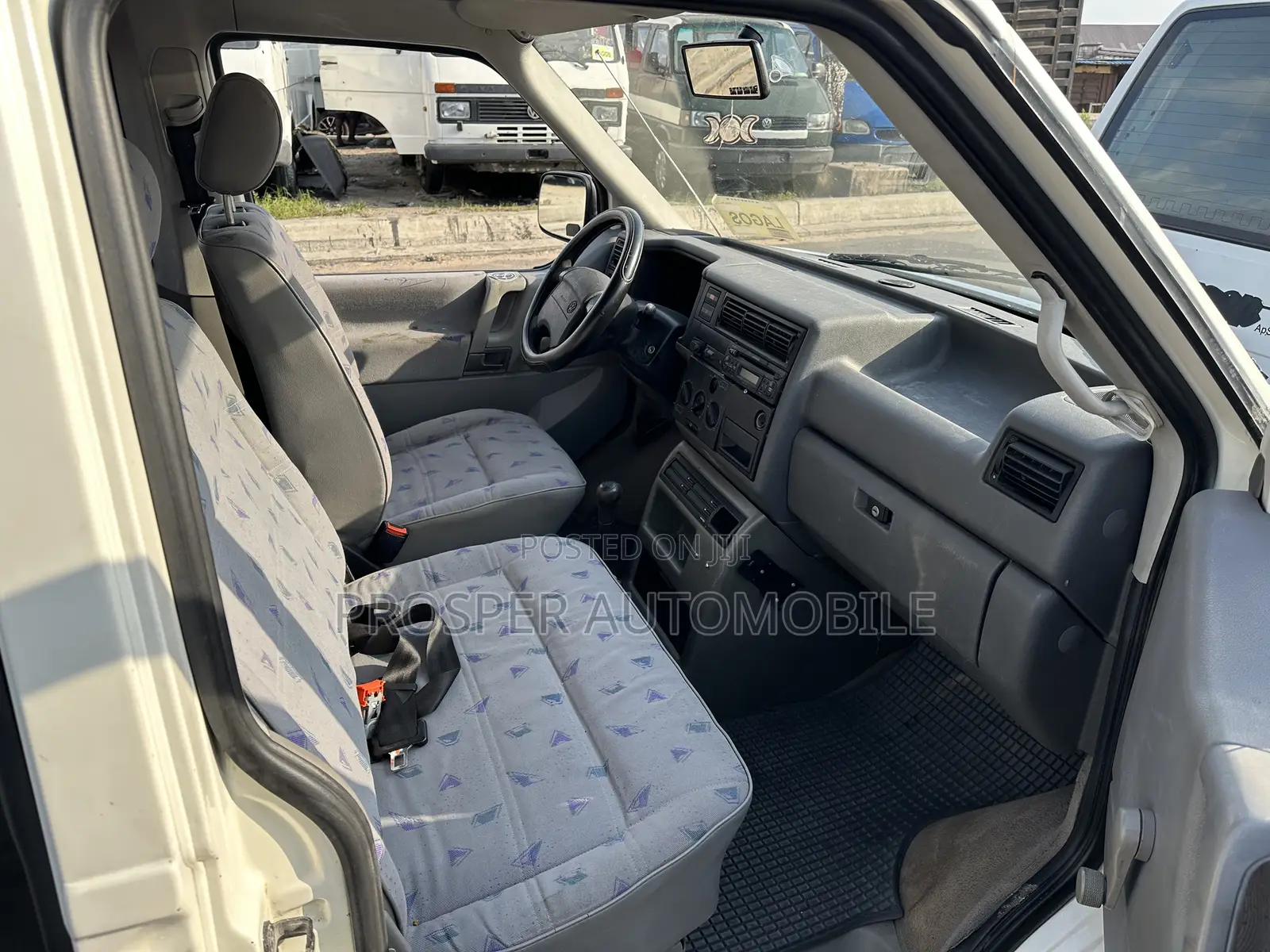 Volkswagen Transporter 2006 White