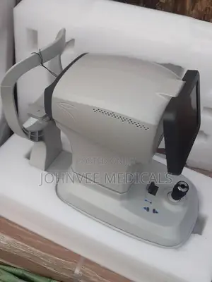 Auto Refractor/Keratometer