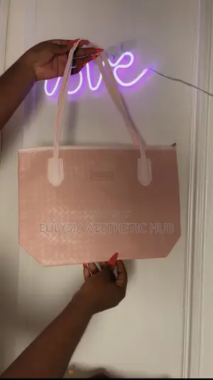 Trendy Tote Bag