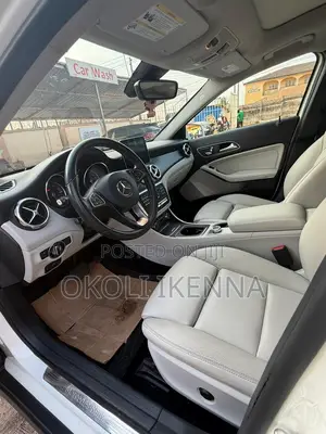 Mercedes-Benz GLA 250 2018 White