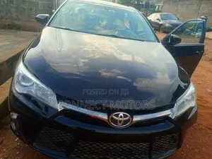 Toyota Camry LE 4dr Sedan (2.5L 4cyl 6A) 2017 Black