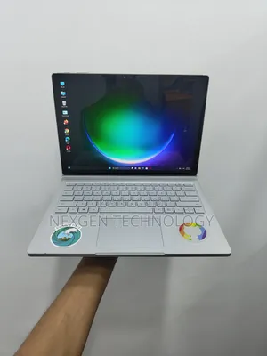 Laptop Microsoft Surface Book 2 8GB Intel Core i7 SSD 256GB