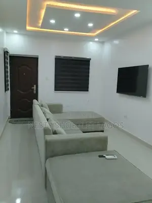 Calm 2-Bedroom Shortlet-Beechwood Park Near Lakowe Lakes Limited Slots
