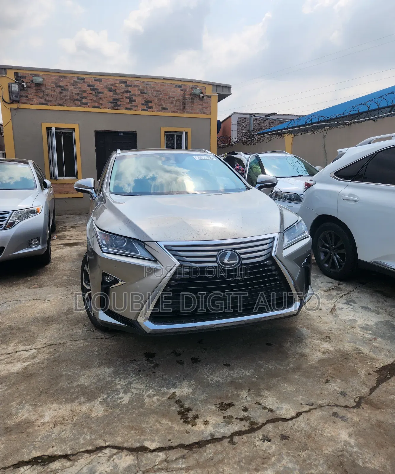Lexus RX 2017 Gold