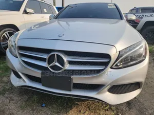 Mercedes-Benz C300 Base 4Matic Sedan AWD (2.0L 4cyl 7A) 2017 Silver