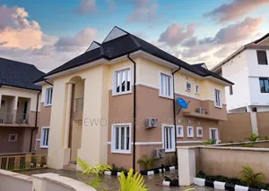 Furnished 5bdrm Duplex in Olive Courts Agodi for rent