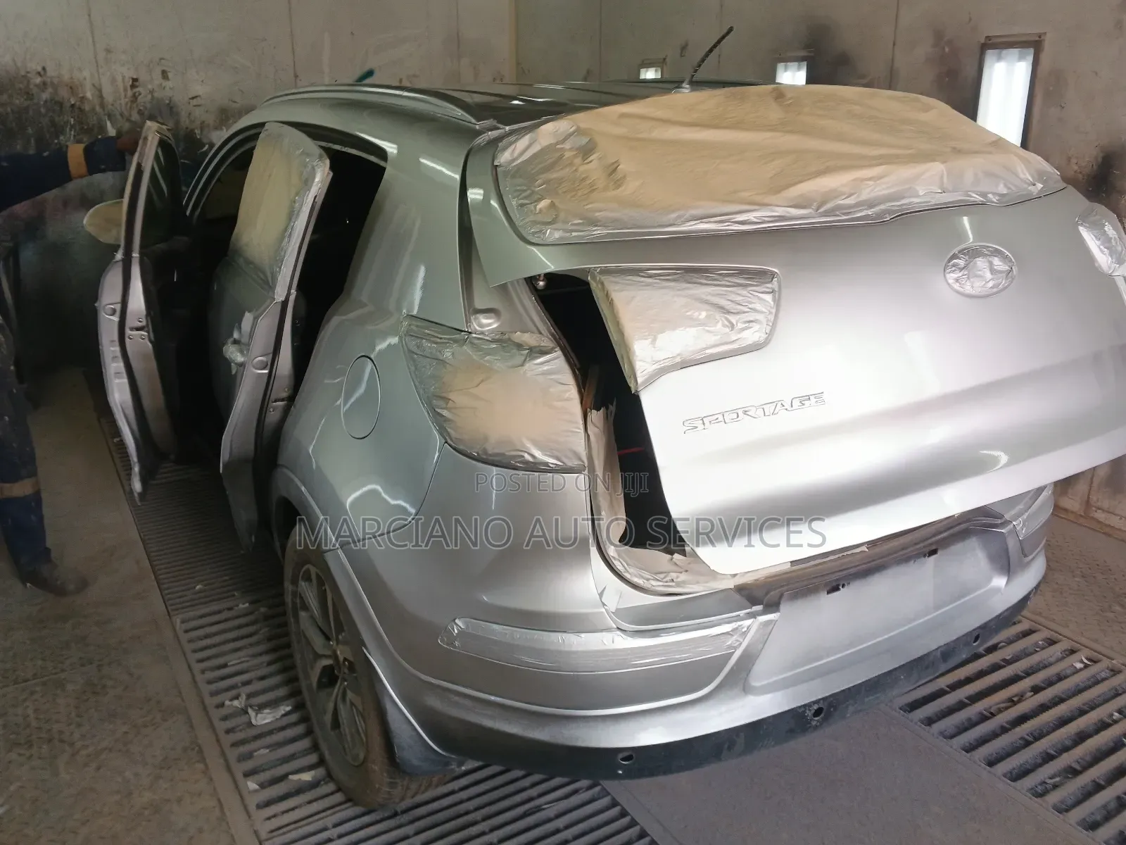 Car Baking/ Oven , Panel Beating and Autobase Spraying