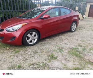 Hyundai Elantra 2014 Red