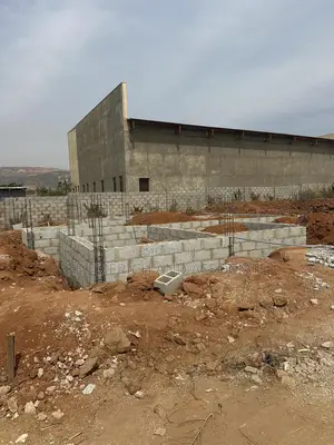 For Sale 400sqm for 4bedrm Fully Detached Duplex With Bq 120m