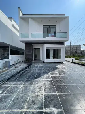 Furnished 5bdrm Duplex in Ikota for sale