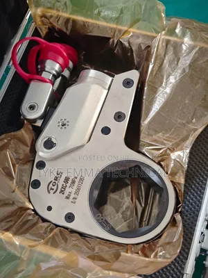 Low Profile Hydraulic Torque Wrench