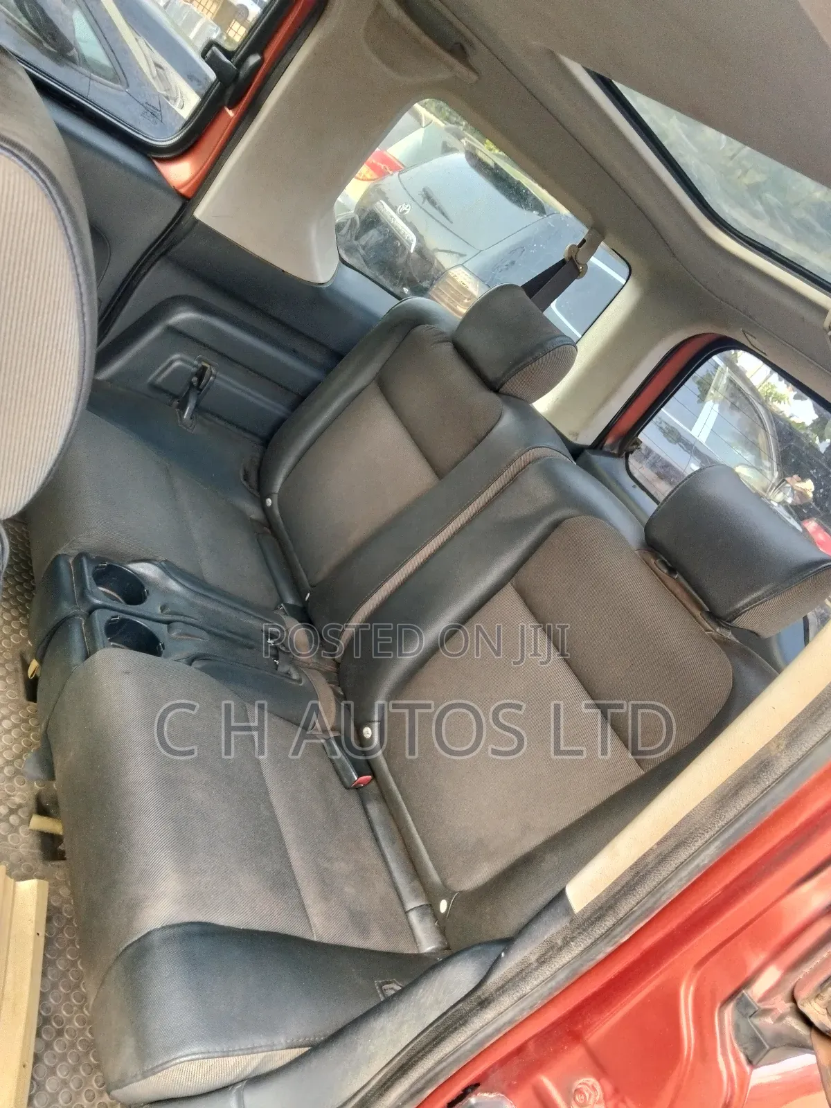 Honda Element LX Automatic 2005 Orange