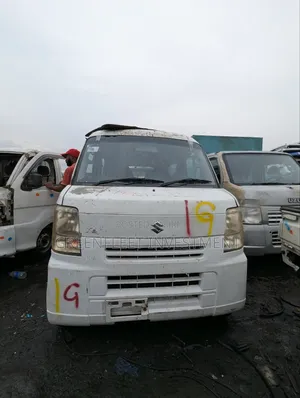 Suzuki APV Minibus 2012 White