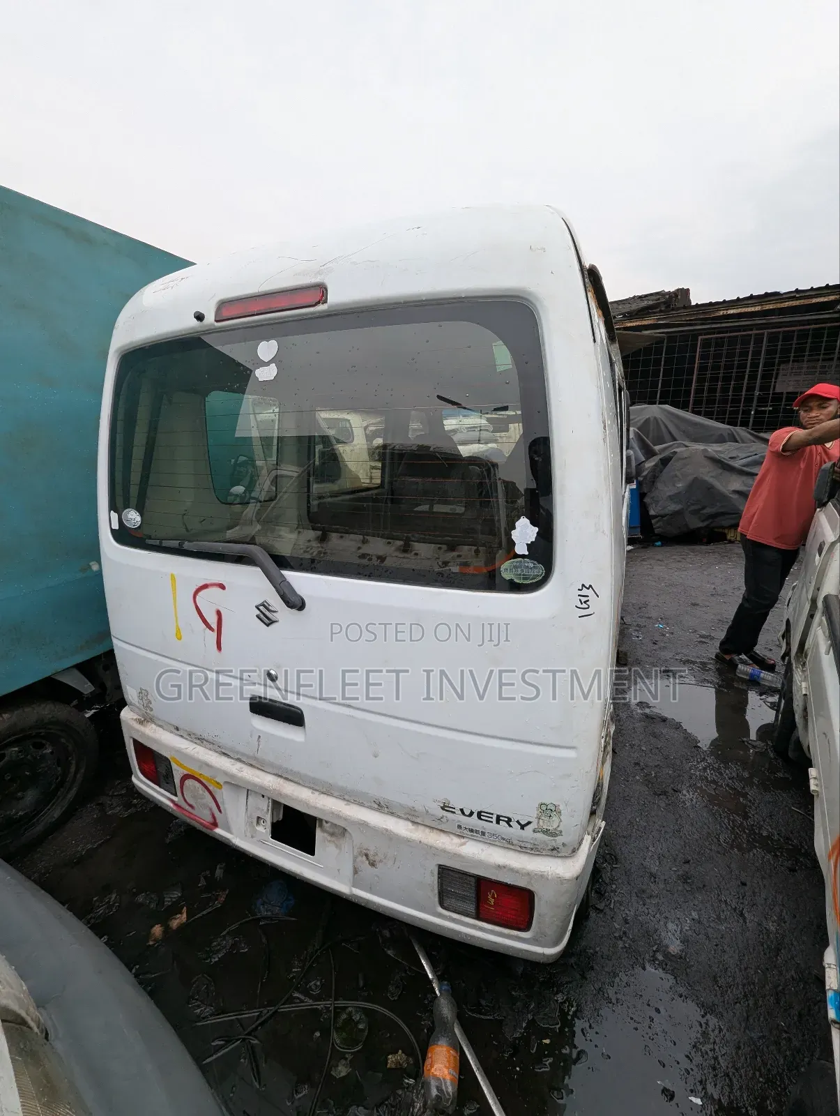 Suzuki APV Minibus 2012 White