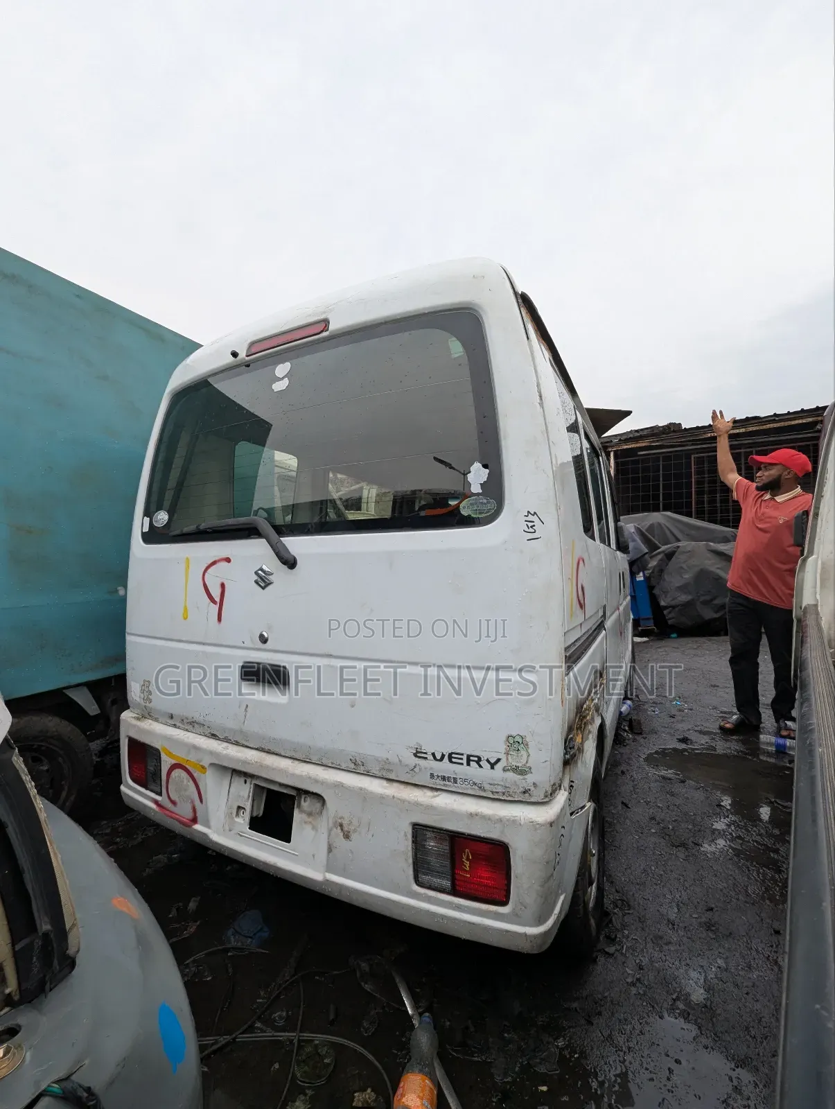 Suzuki APV Minibus 2012 White