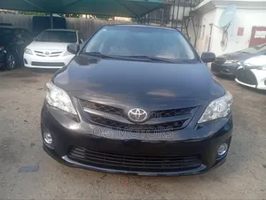 Toyota Corolla LE 4dr Sedan (1.8L 4cyl 4A) 2012 Black