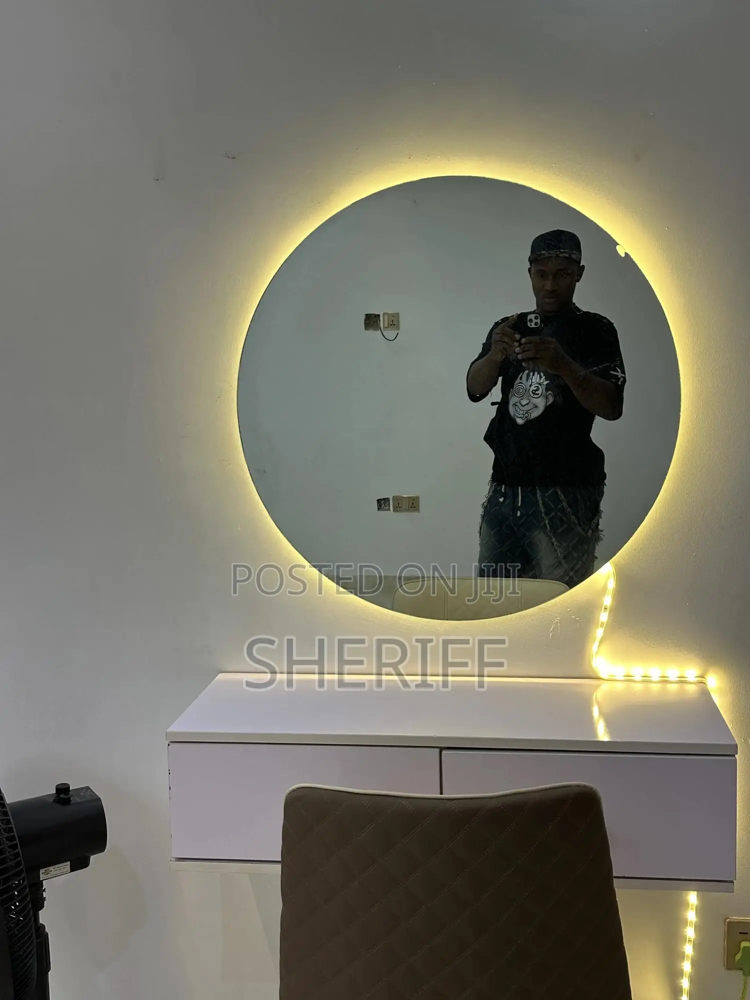 Dressing Mirror Table