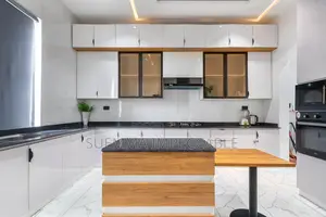 Brand New 2 Bedroom Shortlet