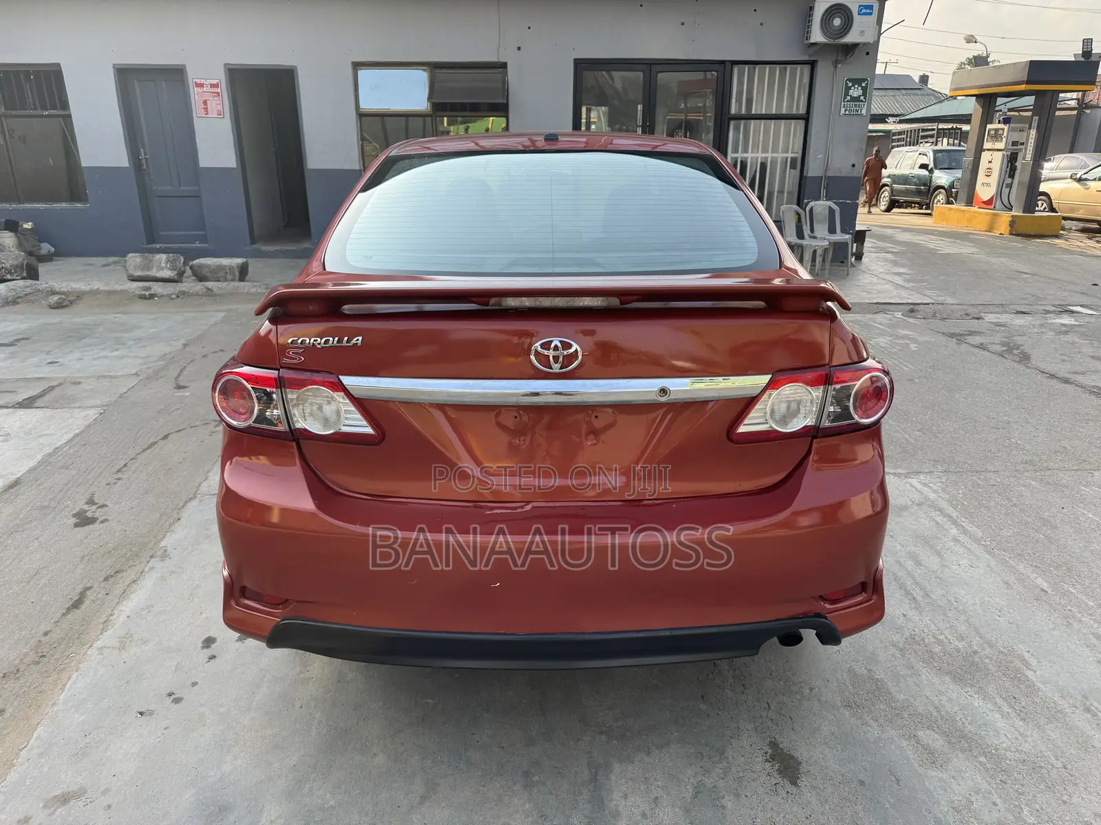Toyota Corolla 2013 Red