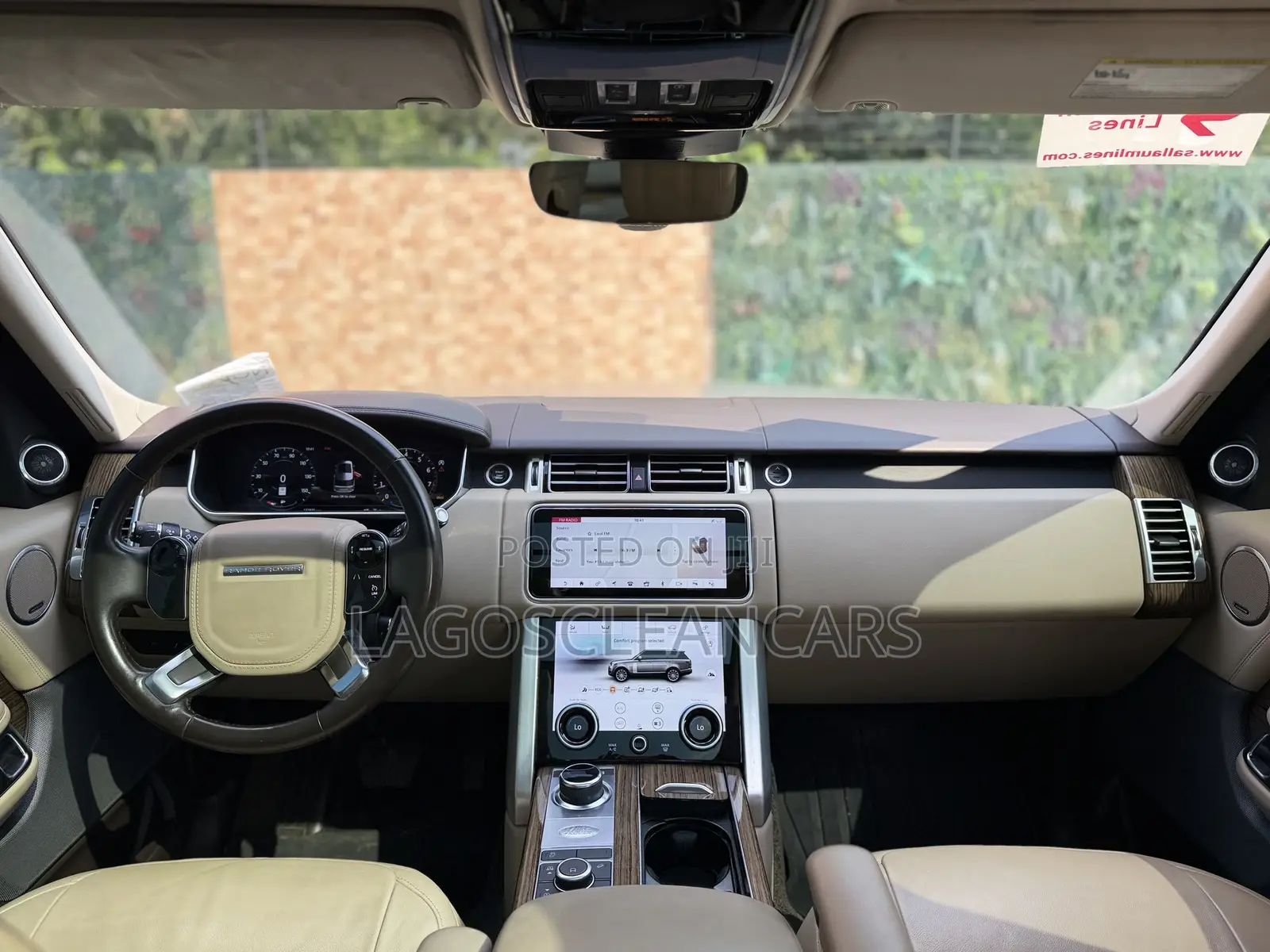 Land Rover Range Rover Vogue 2020 Gold