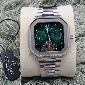 "Timeless Elegance:Patek Philippe Automatic Watch With Chain Strap"