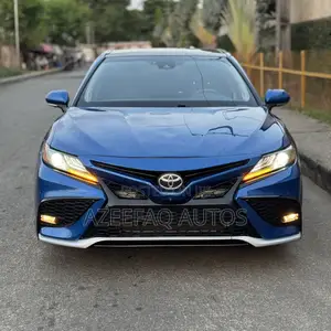 Toyota Camry XSE FWD (2.5L 4cyl 8AM) 2018 Blue