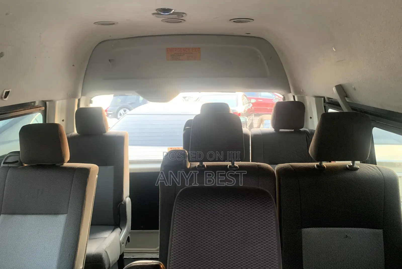 Toyota HiAce 2017 White