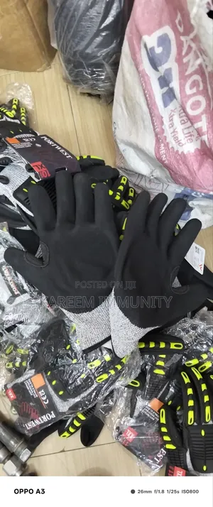Hand Glove