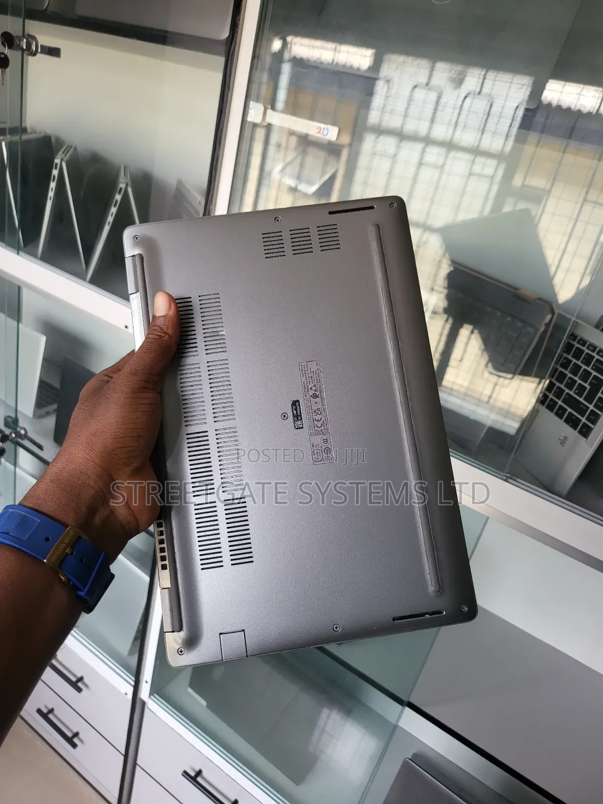 Laptop Dell Latitude 5310 16GB Intel Core i5 SSD 256GB