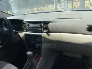 Toyota Corolla 2004 Silver