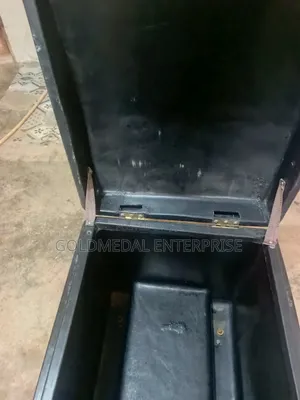 Dispatch Box