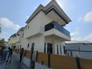 4bdrm Duplex in Ogufayo, Elerangbe for sale