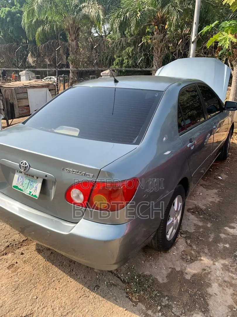Toyota Corolla 2004 Silver