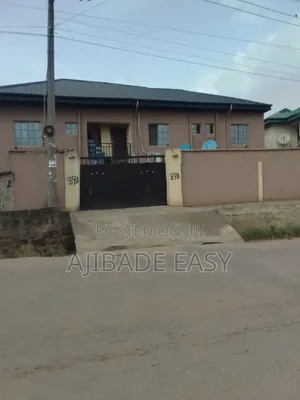 7bdrm Block of Flats in Egbeda for sale