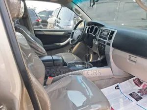 Toyota 4-Runner Limited V6 2005 Gold