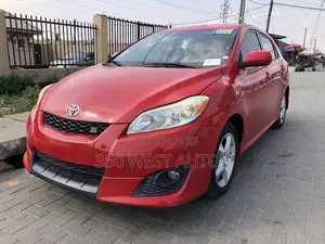 Toyota Matrix S Hatchback FWD (2.4L 4cyl 5A) 2009 Red