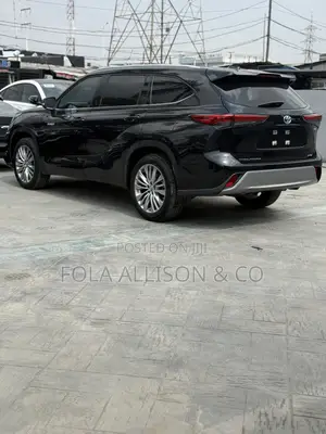 Toyota Highlander XSE AWD 2024 Black