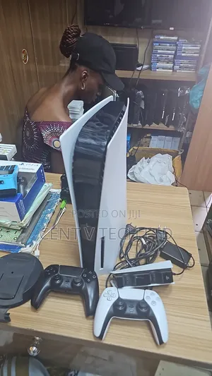 Playstations 5 Fat With 4 Games Installed