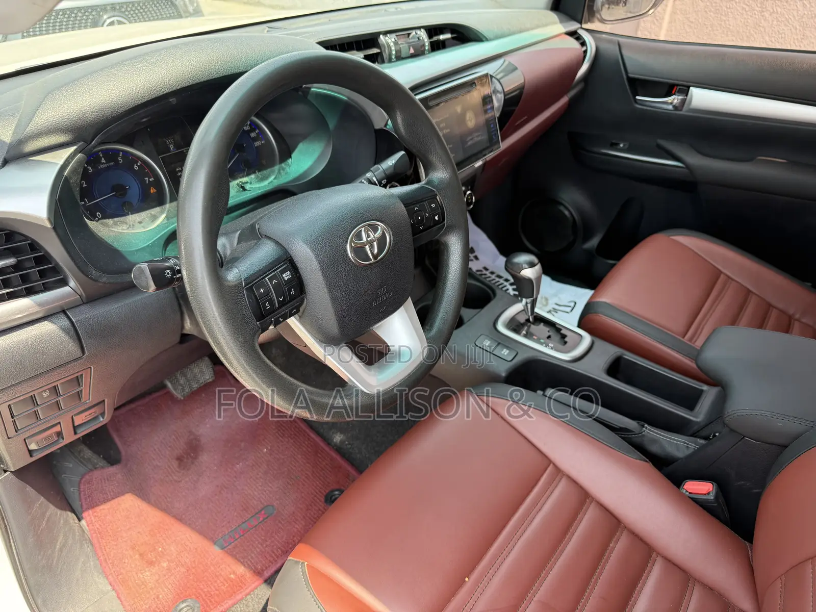 Toyota Hilux 2020 White