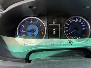 Toyota Hilux 2020 White