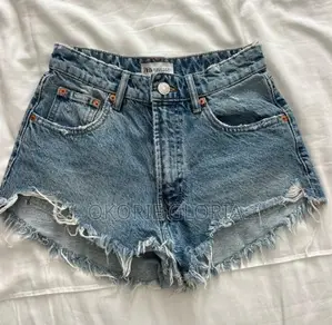 Bum Short And Gown