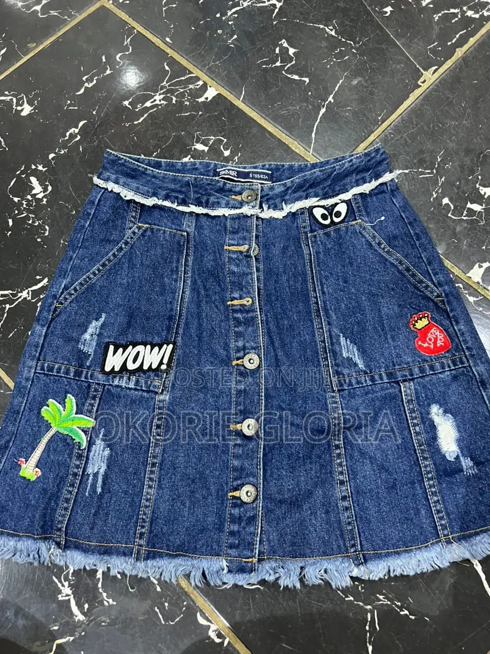 Bum Short And Gown
