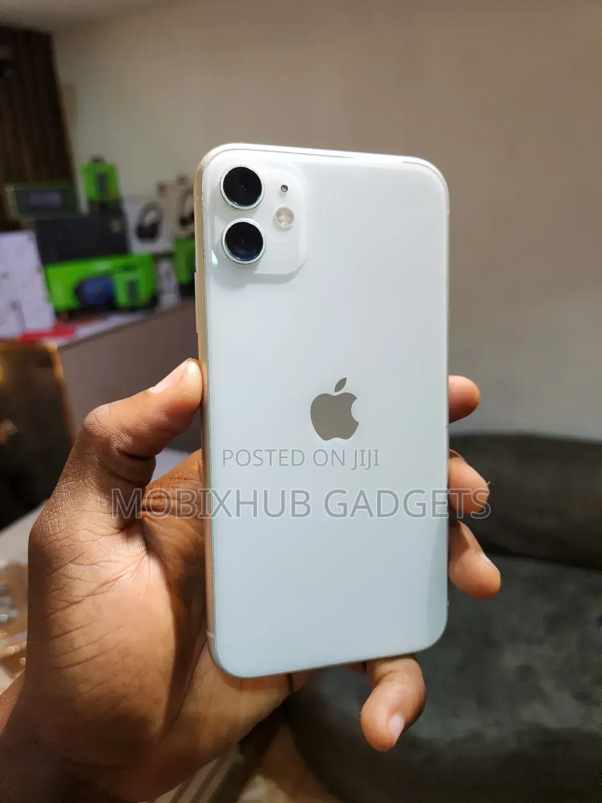 Apple iPhone 11 64 GB White