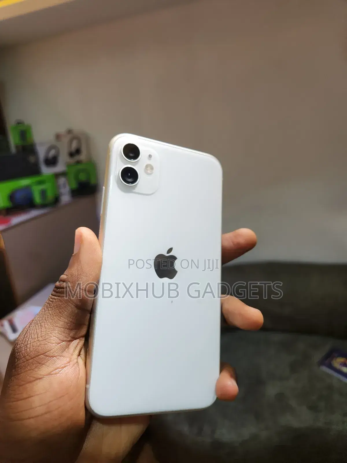 Apple iPhone 11 64 GB White